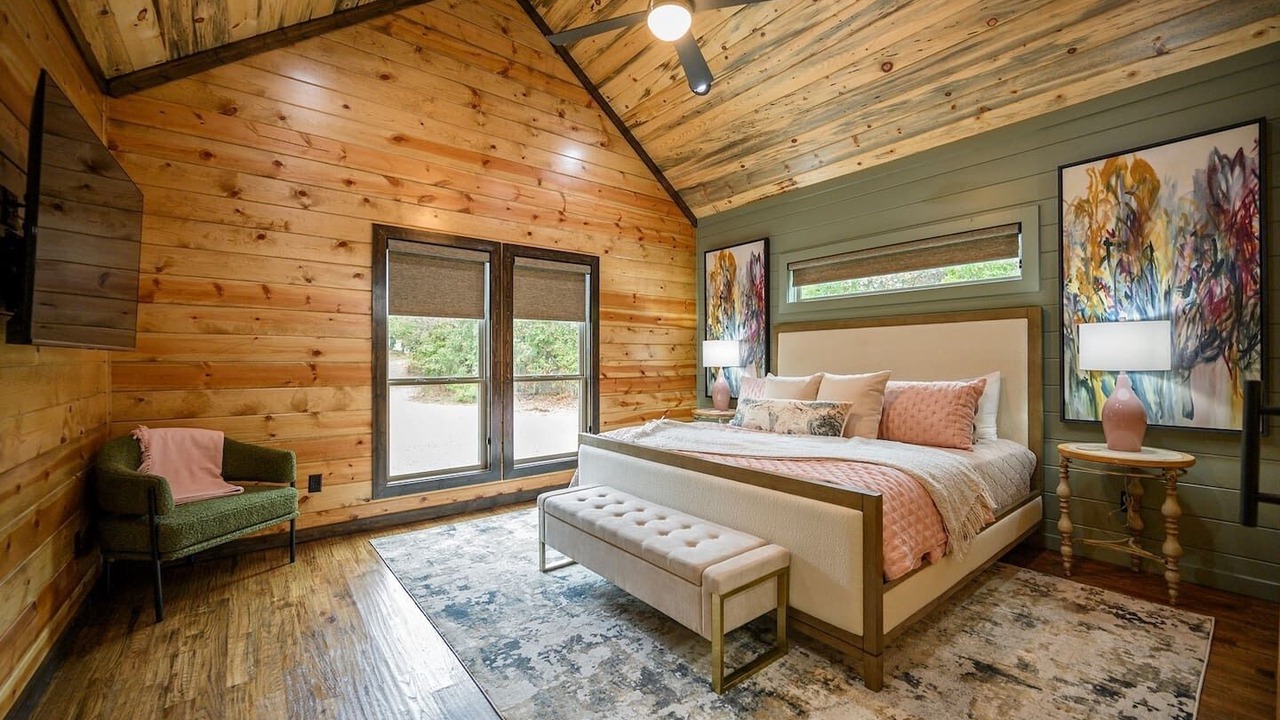 Photo of Bedroom in Broken Bow