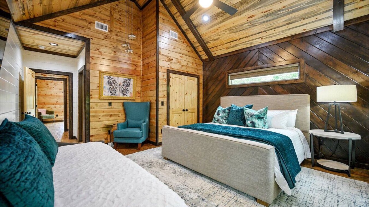 Photo of Bedroom in Broken Bow