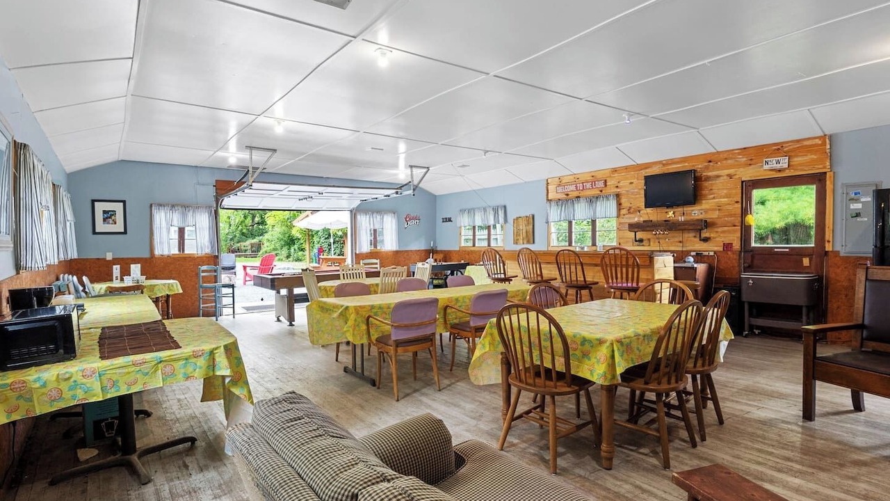 Photo of Bedroom in Geneseo