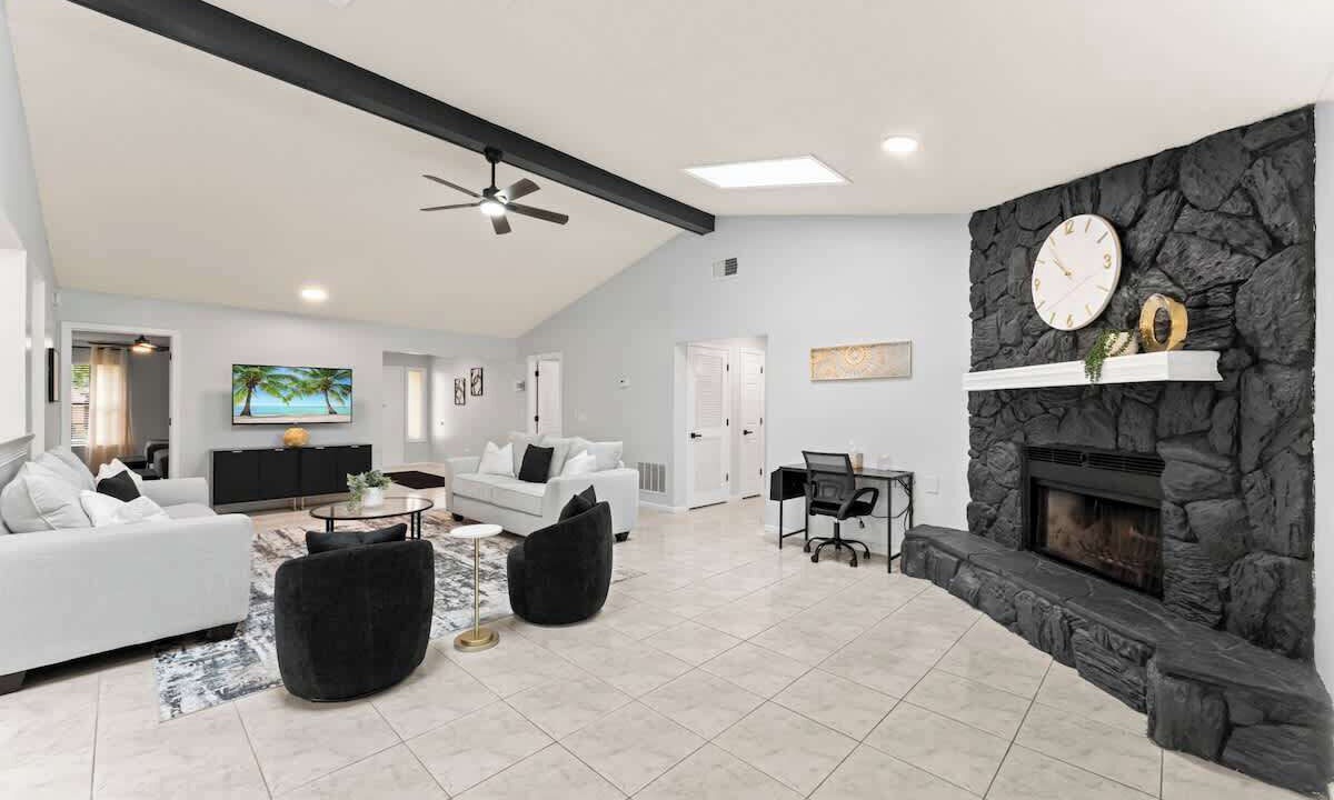 Photo of Livingroom in Southside