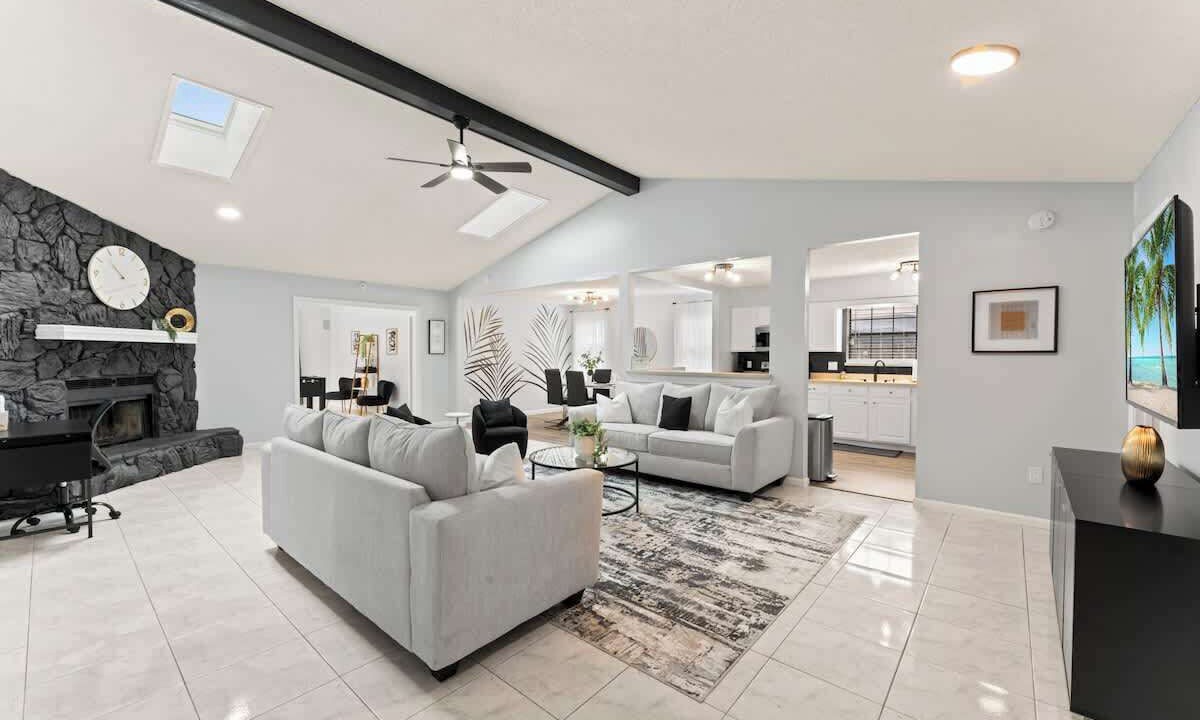 Photo of Livingroom in Southside