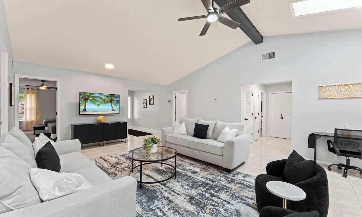 Photo of Livingroom in Southside