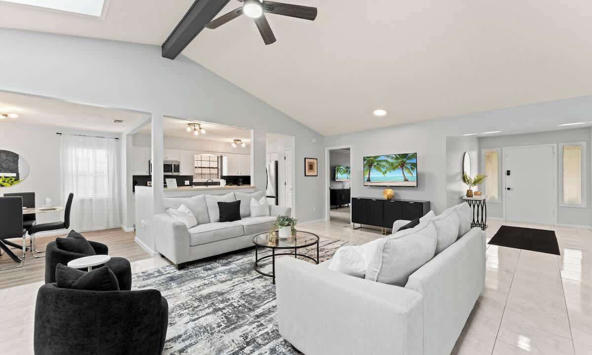 Photo of Livingroom in Southside