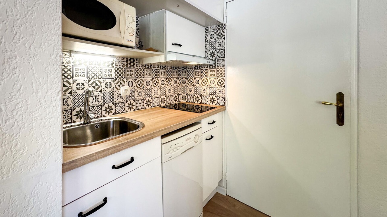 Photo of Kitchen in Enveitg