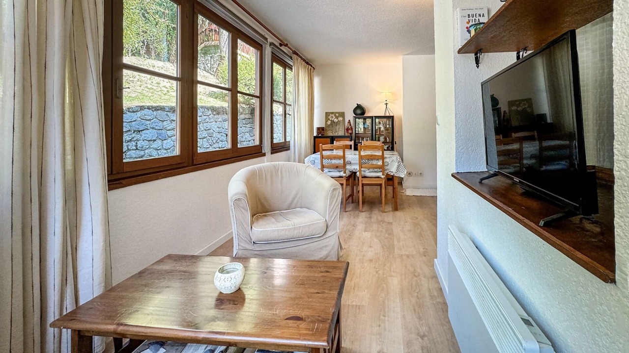 Photo of Livingroom in Enveitg