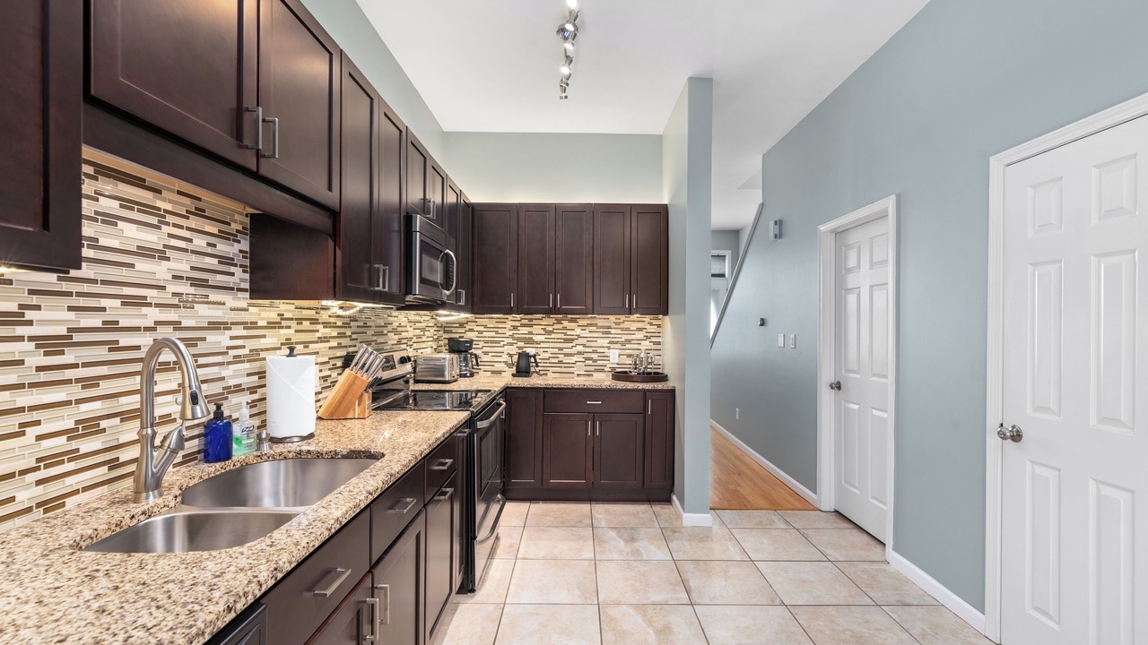 Photo of Kitchen in Lafayette Square