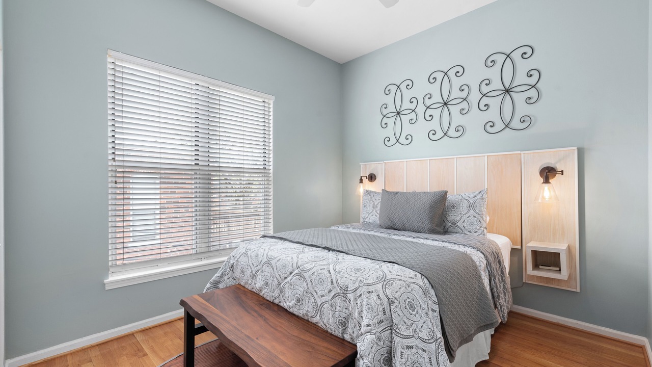 Photo of Bedroom in Lafayette Square