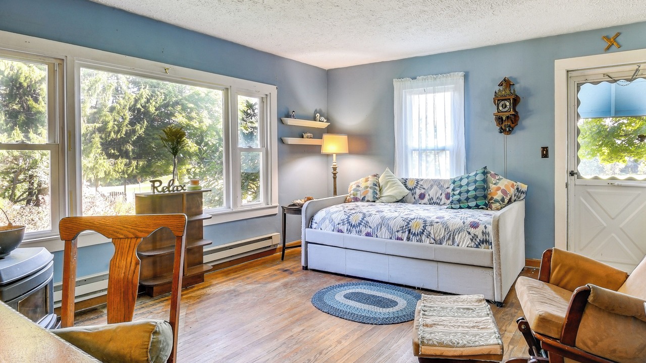 Photo of Bedroom in Newfield