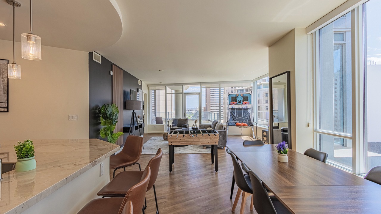 Photo of Livingroom in Downtown Phoenix
