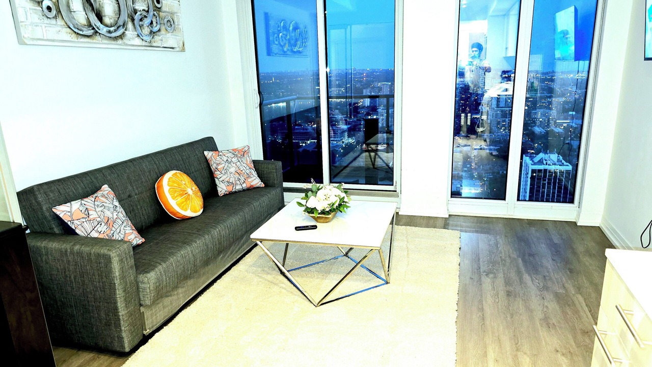 Photo of Livingroom in Garden District