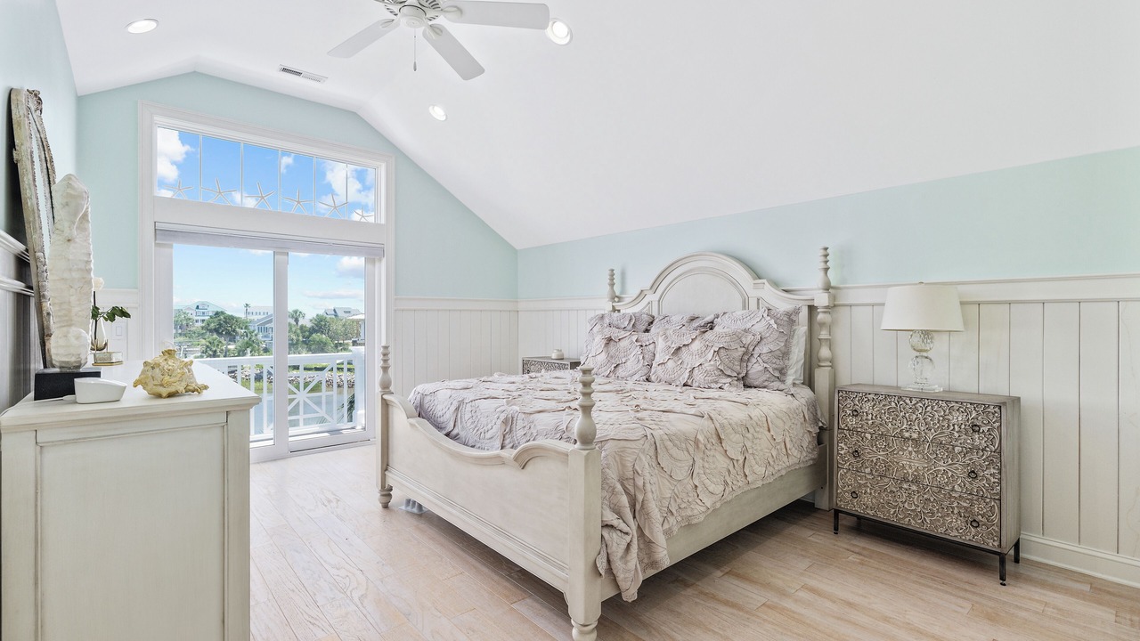 Photo of Bedroom in Inlet Harbour
