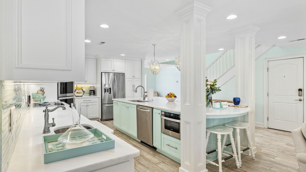 Photo of Kitchen in Inlet Harbour