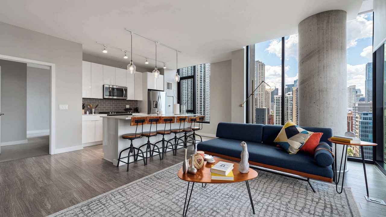 Photo of Livingroom in Near North Side