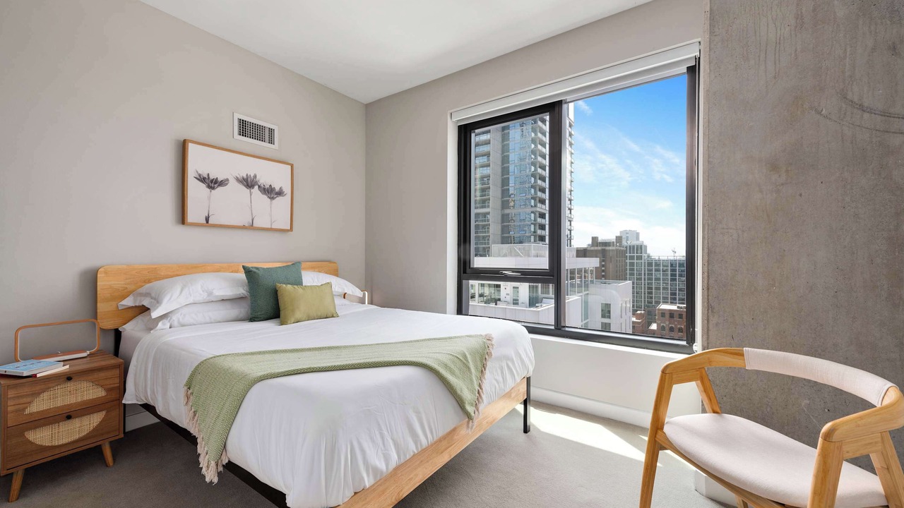 Photo of Bedroom in Near North Side