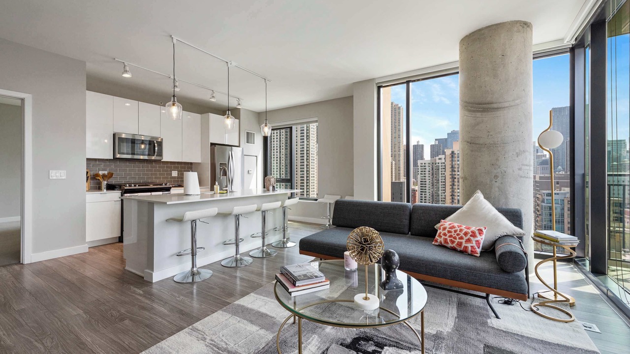 Photo of Livingroom in Near North Side