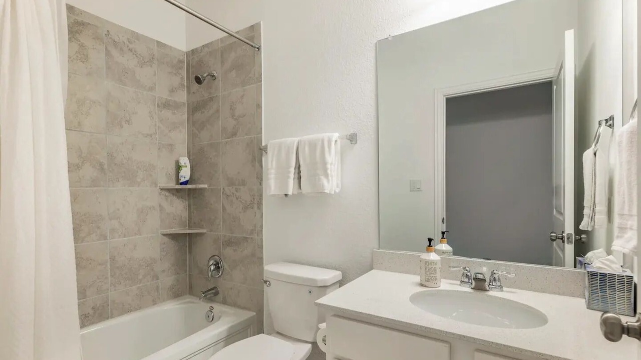 Photo of Bathroom in Manchaca