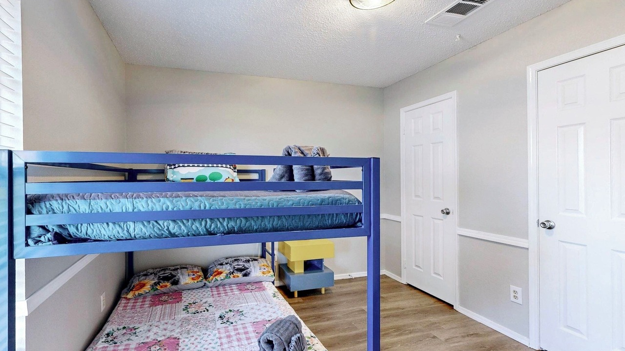 Photo of Bedroom in Cross Creek