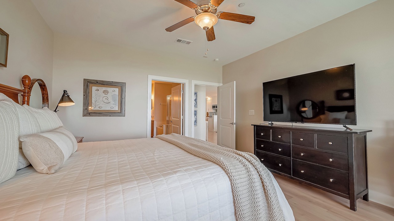 Photo of Bedroom in Red Fish Cove