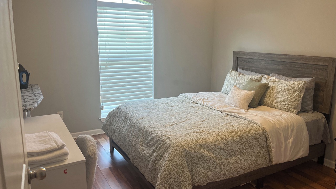 Photo of Bedroom in Milton