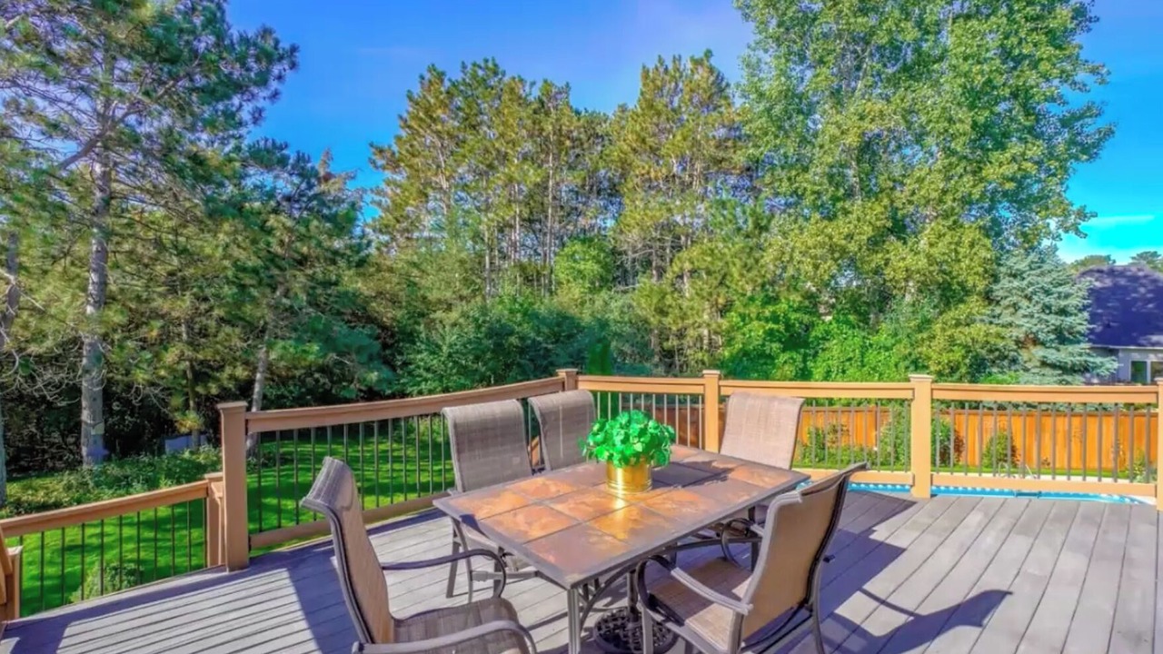 Photo of Outdoor in Hudson