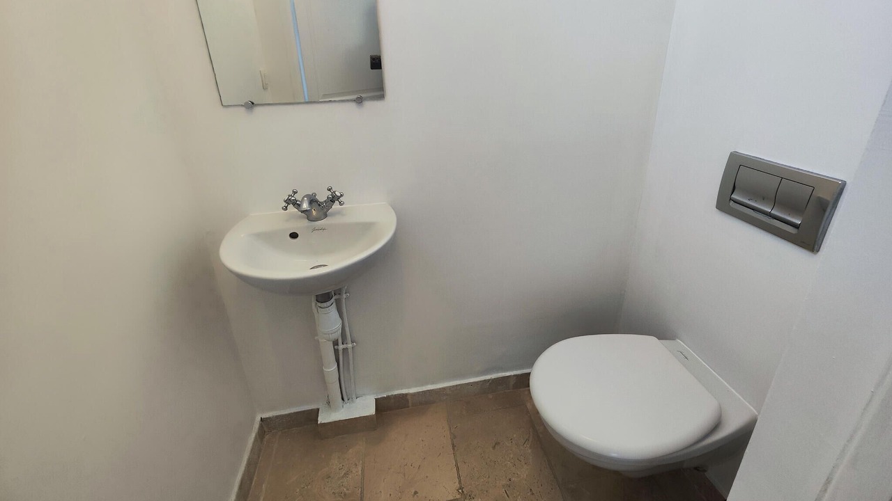 Photo of Bathroom in Saint-Laurent-de-la-Cabrerisse