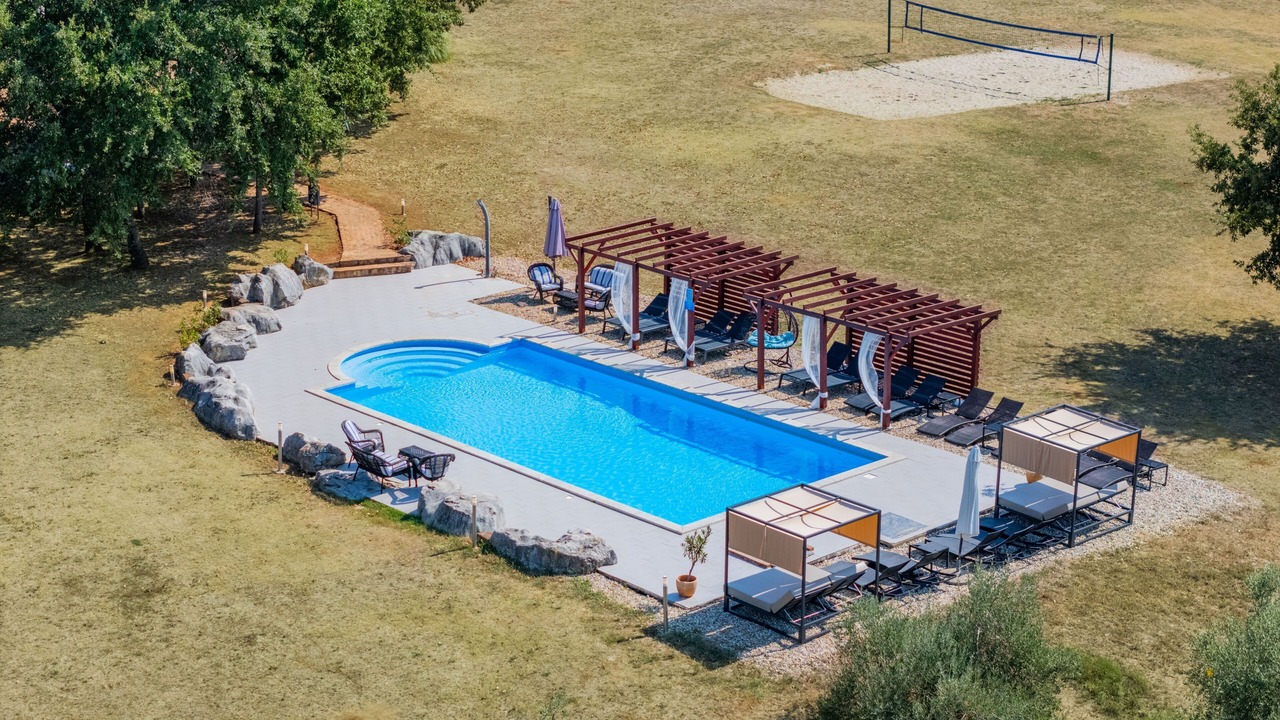 Photo of Outdoor in Divsici