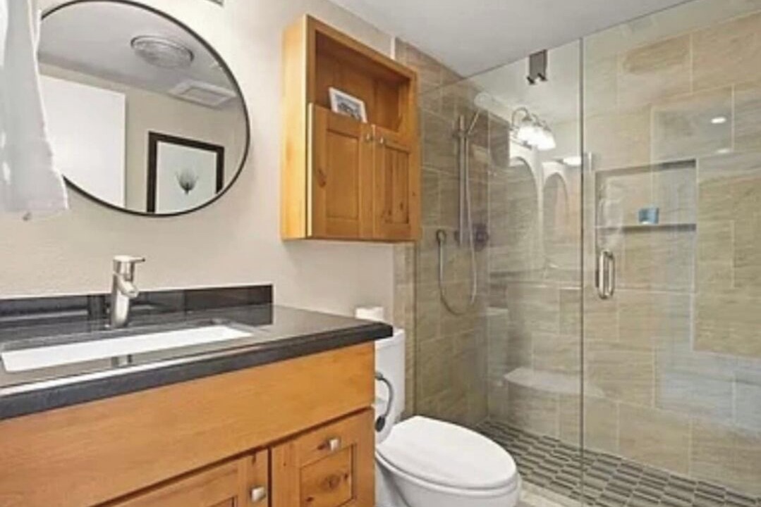 Photo of Bathroom in Ventura