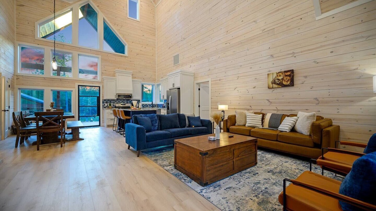 Photo of Livingroom in Broken Bow
