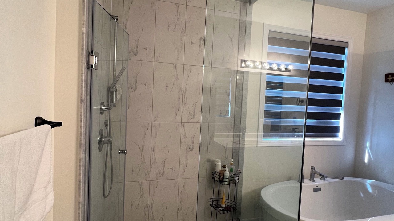Photo of Bathroom in Wasaga Beach