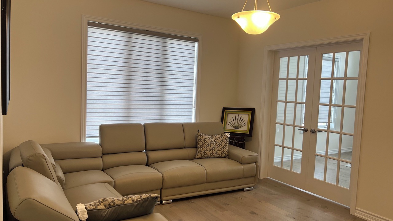 Photo of Livingroom in Wasaga Beach
