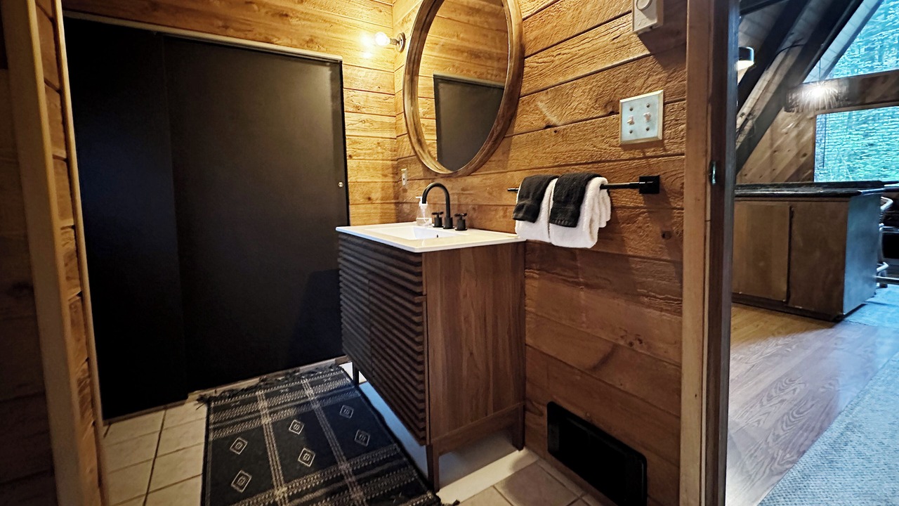 Photo of Bathroom in Skykomish
