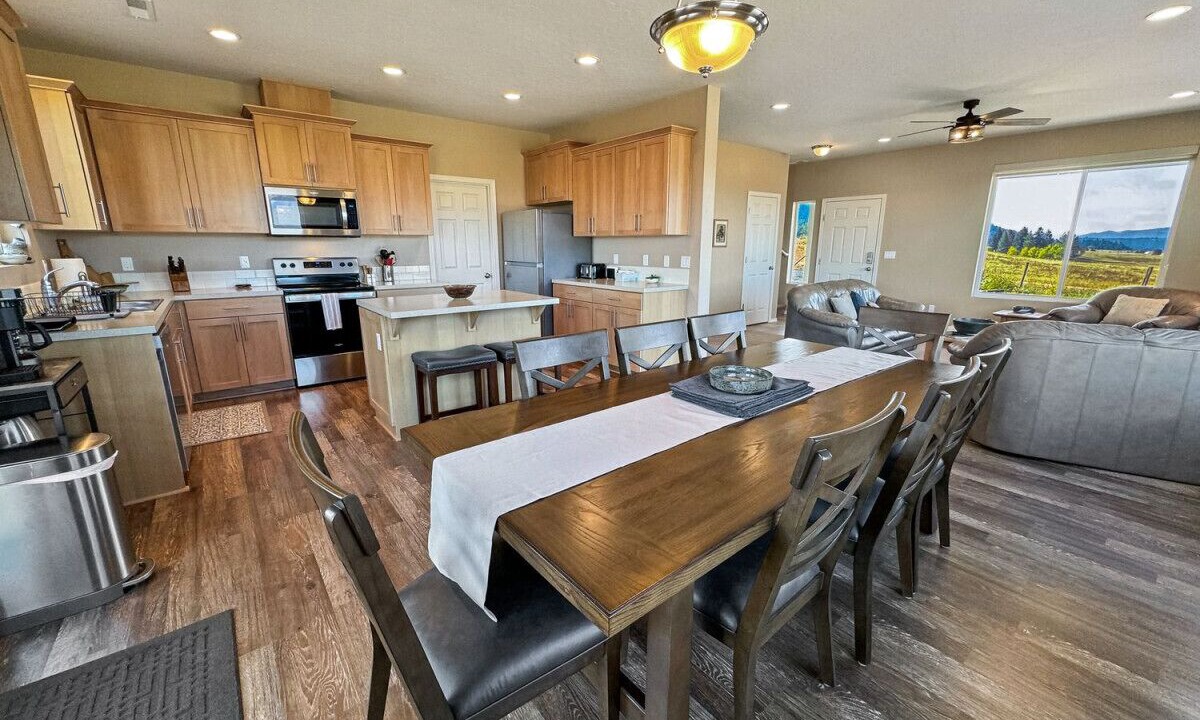 Photo of Others in Cascade