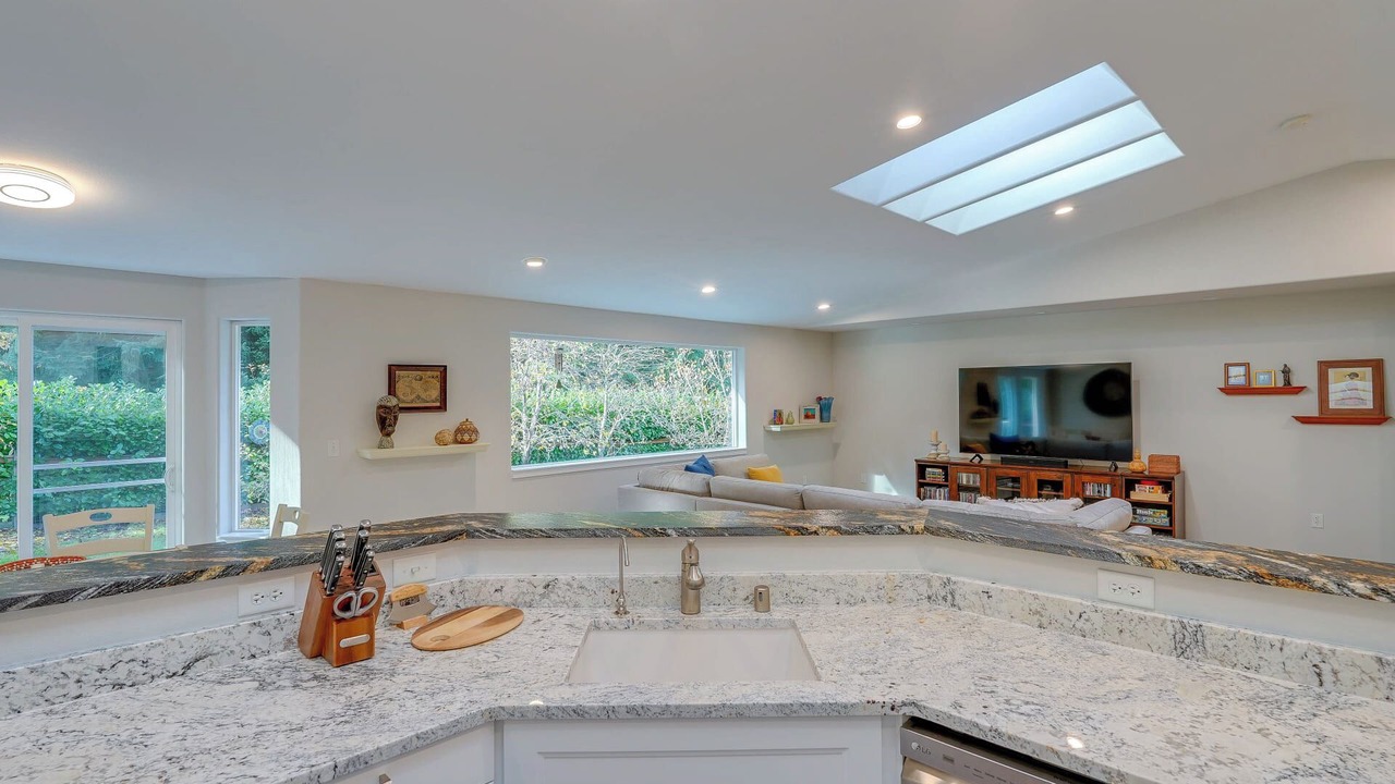 Photo of Others in Sudden Valley