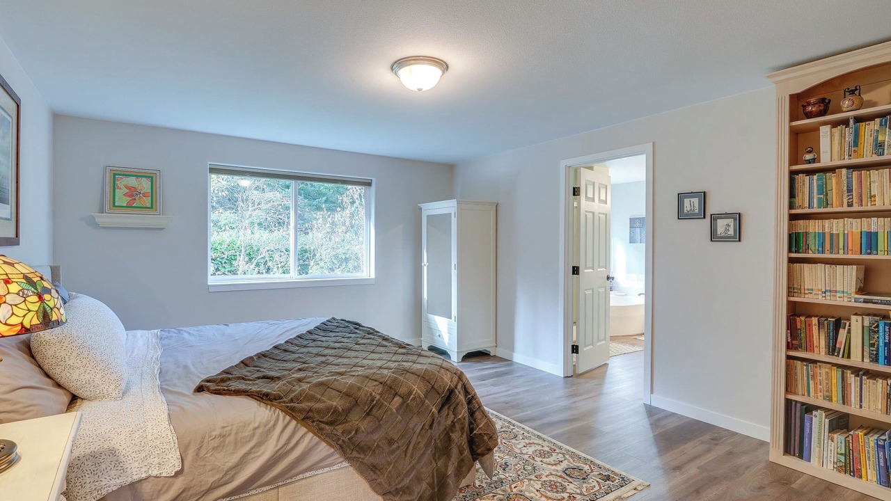 Photo of Bedroom in Sudden Valley