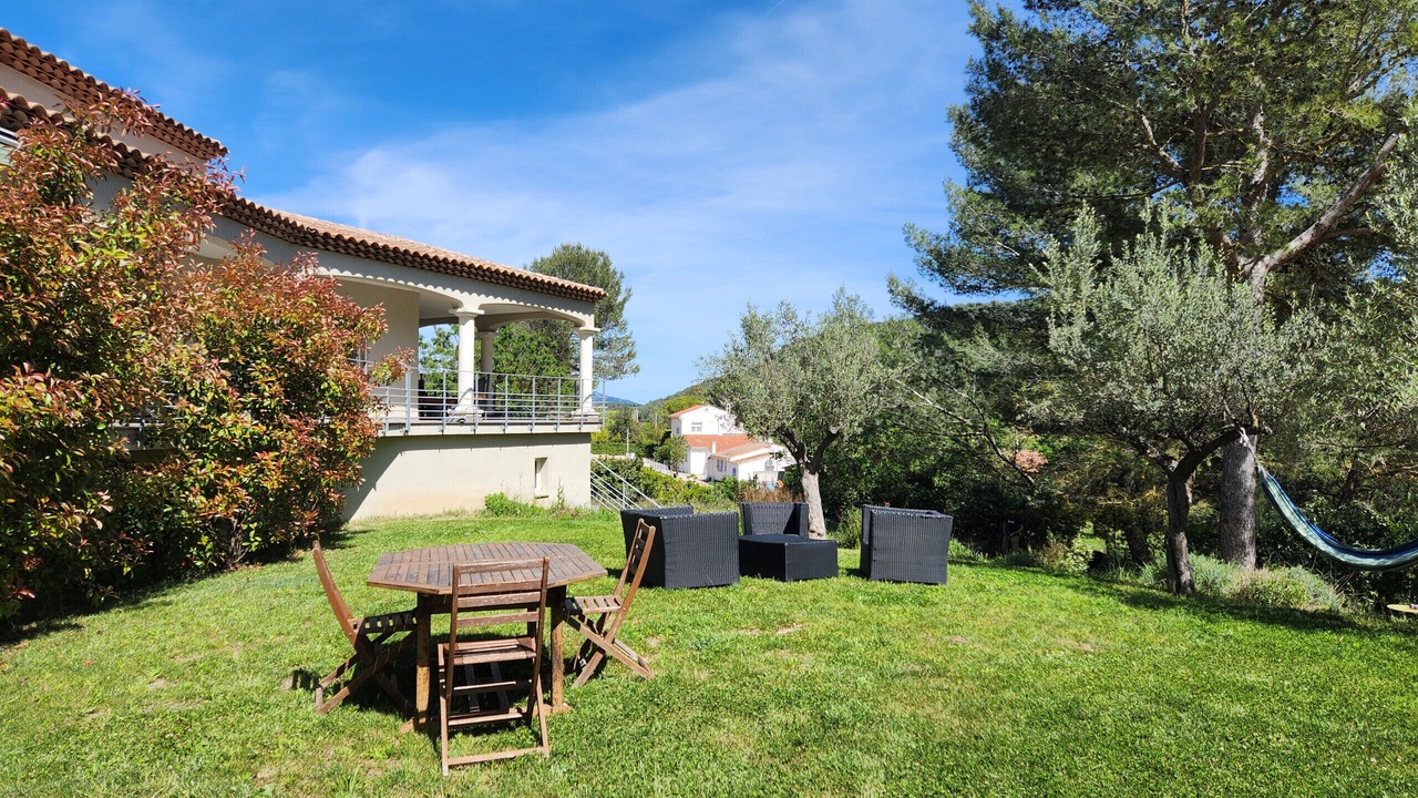 Photo of Outdoor in Roquefort-la-Bedoule