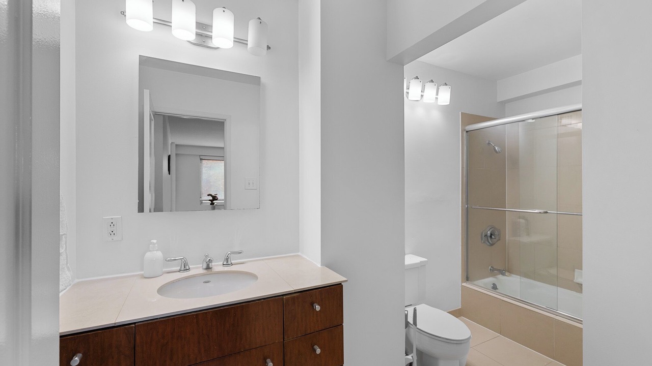 Photo of Bathroom in Demun