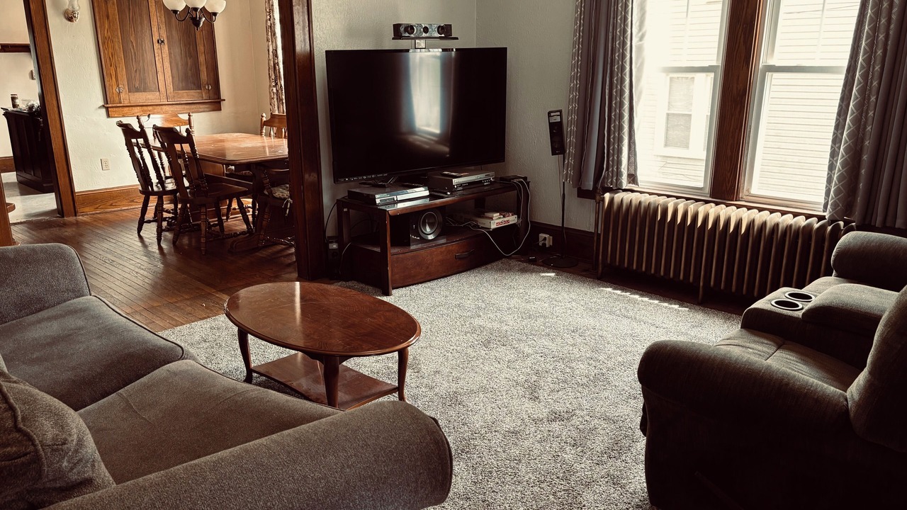 Photo of Livingroom in Canton