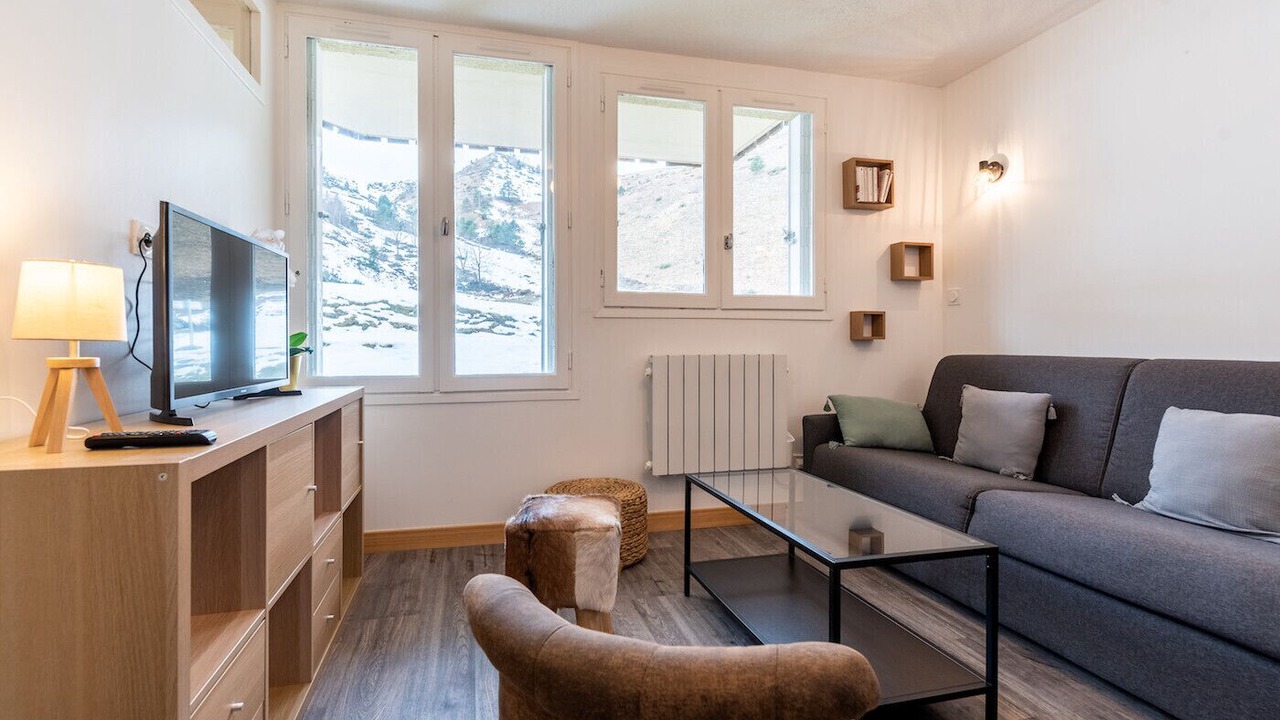 Photo of Livingroom in Genos