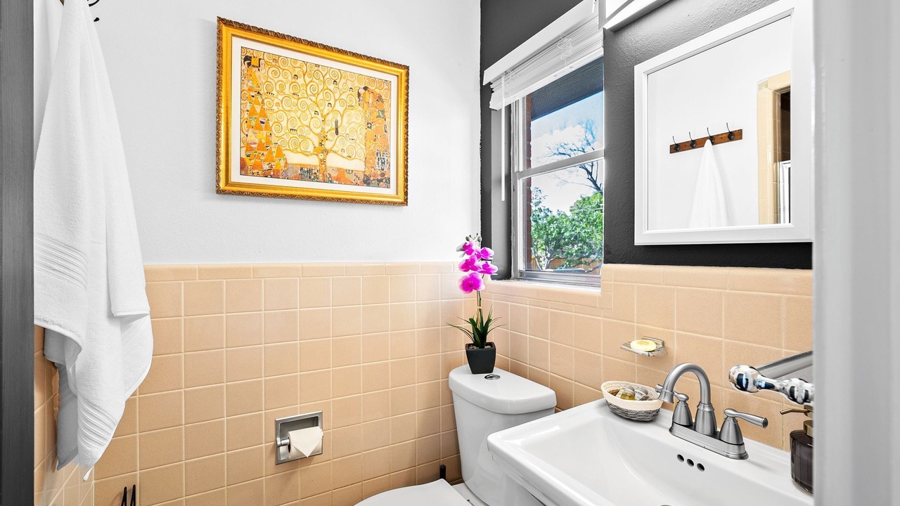 Photo of Bathroom in Shearer Hills - Ridgeview