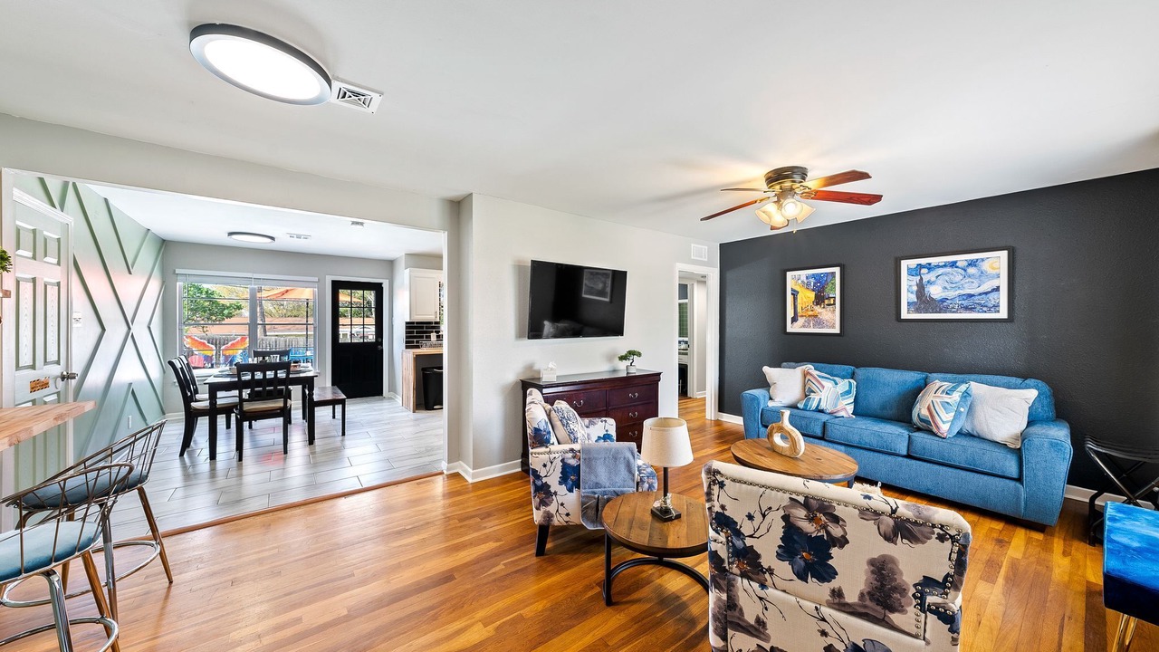 Photo of Livingroom in Shearer Hills - Ridgeview