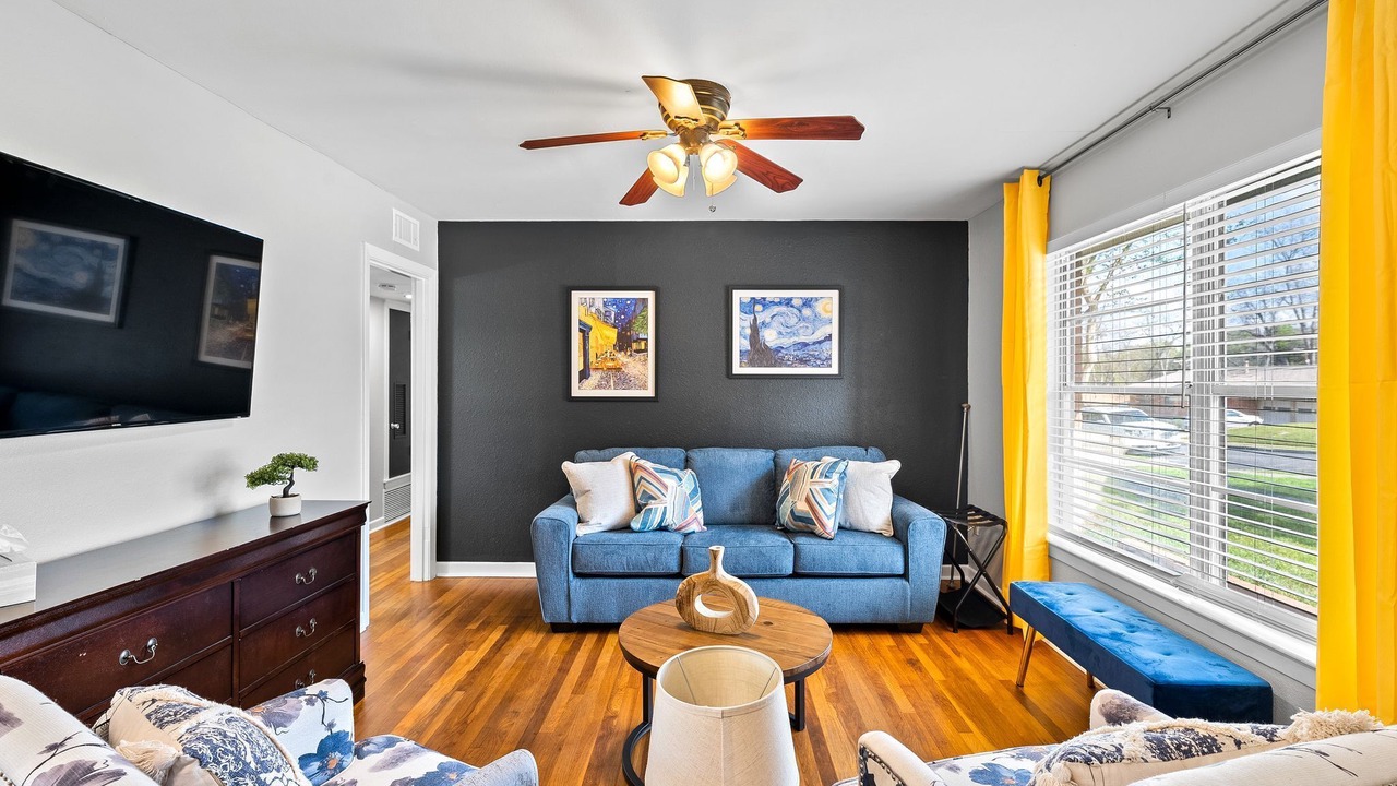 Photo of Livingroom in Shearer Hills - Ridgeview