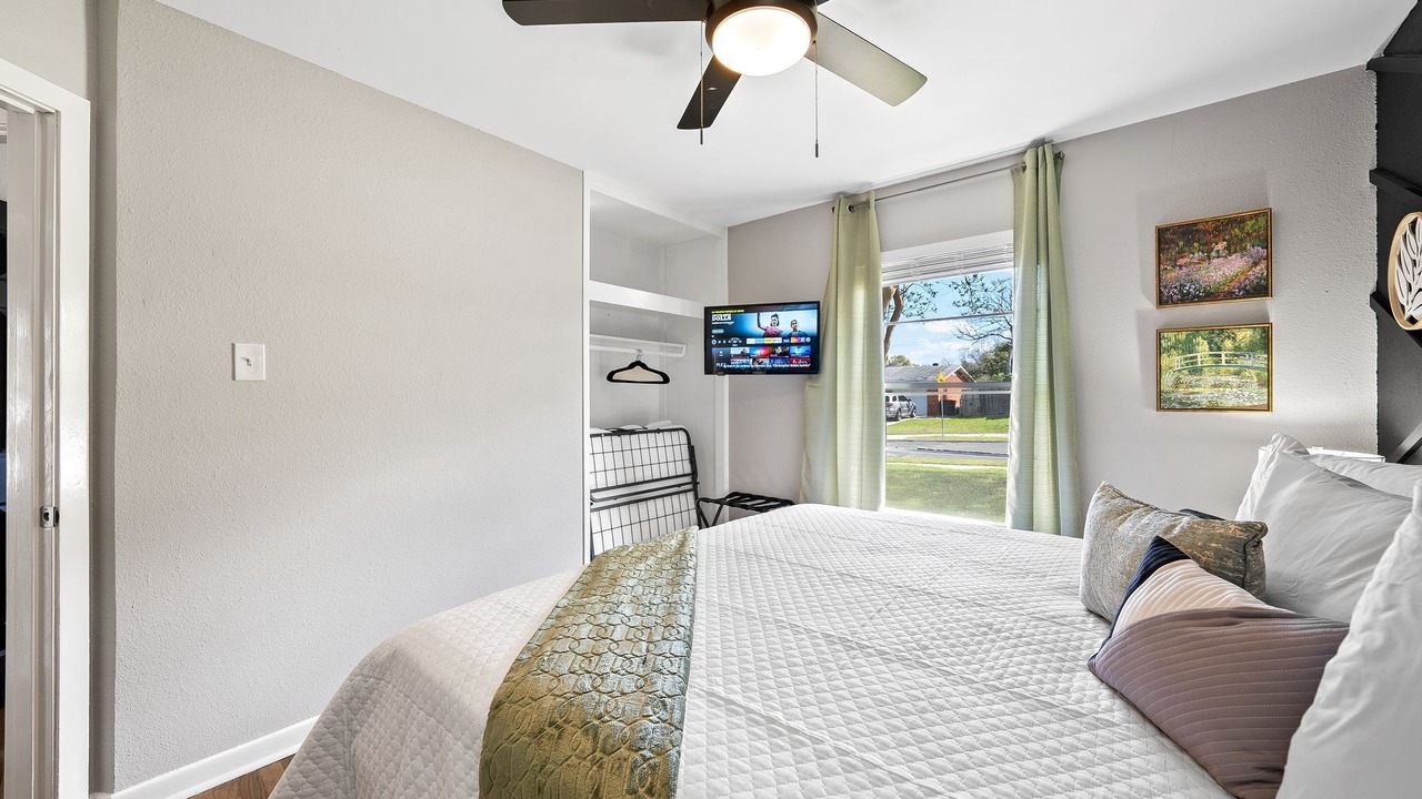 Photo of Bedroom in Shearer Hills - Ridgeview