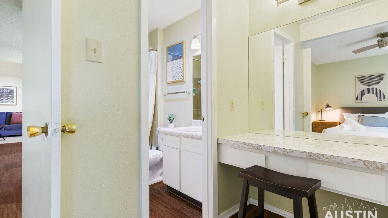 Photo of Bathroom in Highland Hills