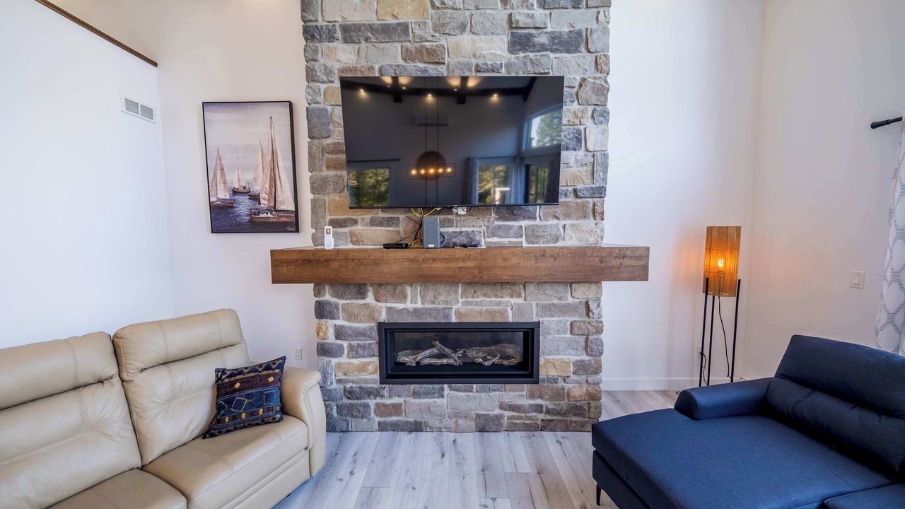 Photo of Livingroom in Lac-Etchemin