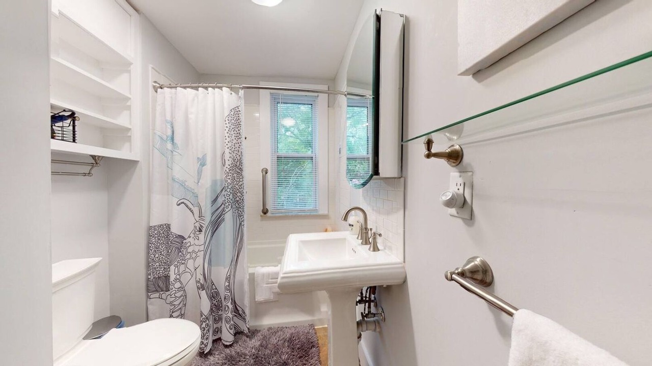 Photo of Bathroom in Hunnewell Hill