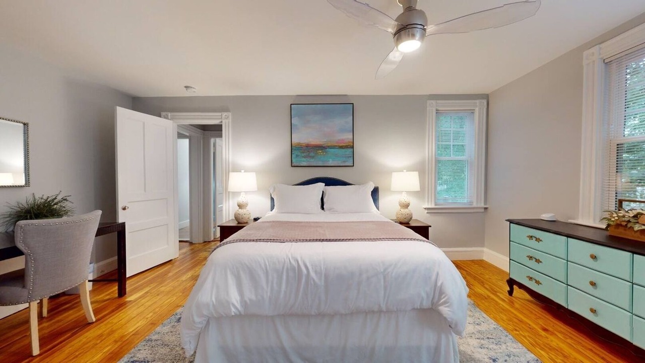 Photo of Bedroom in Hunnewell Hill