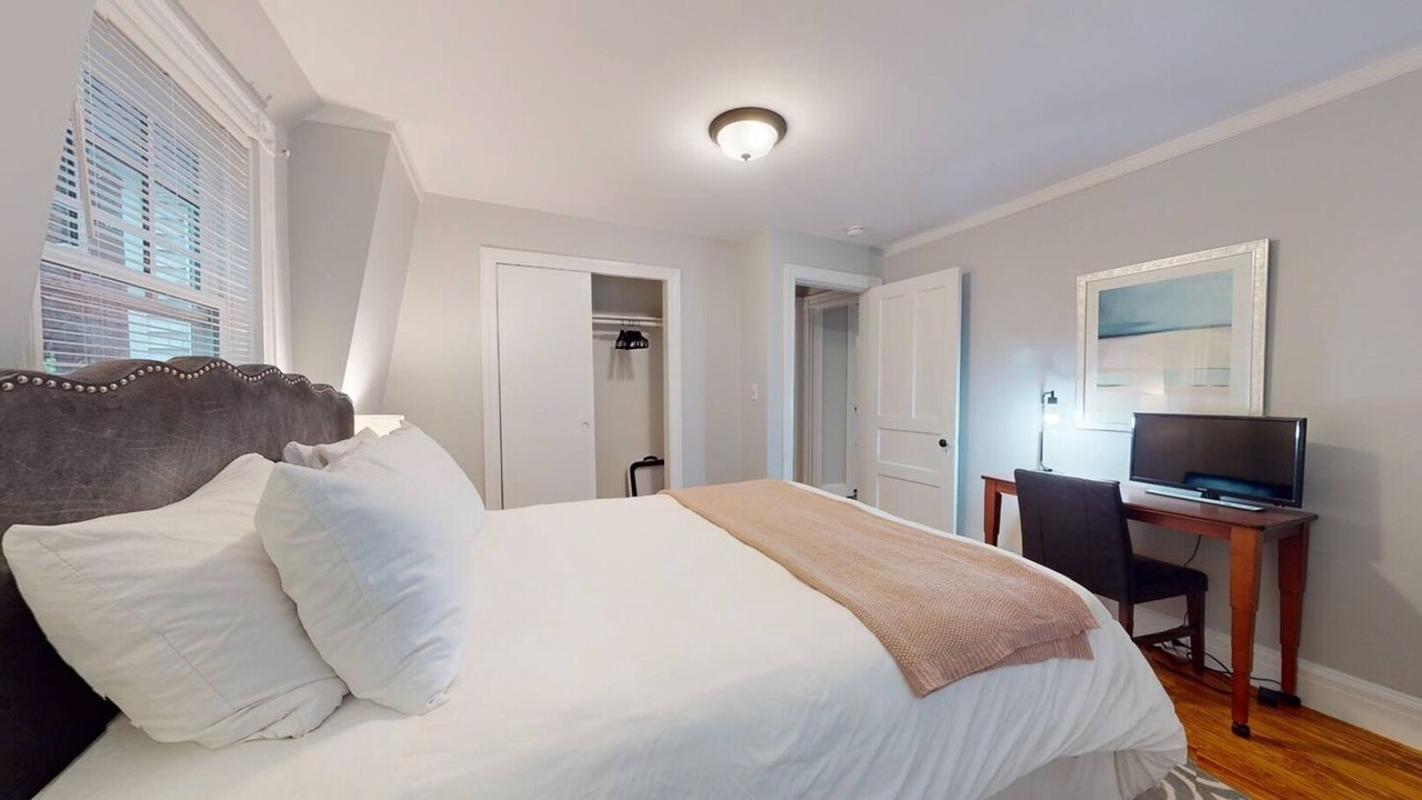 Photo of Bedroom in Hunnewell Hill