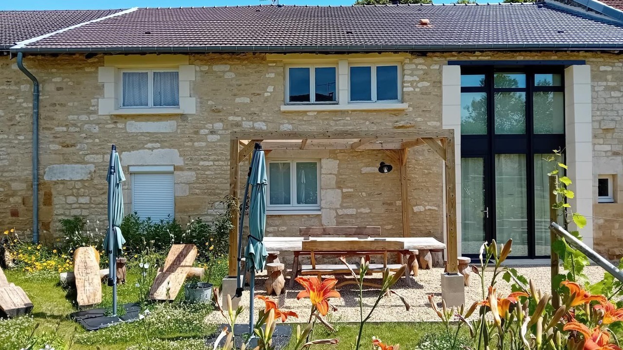 Photo of Outdoor in Bulson