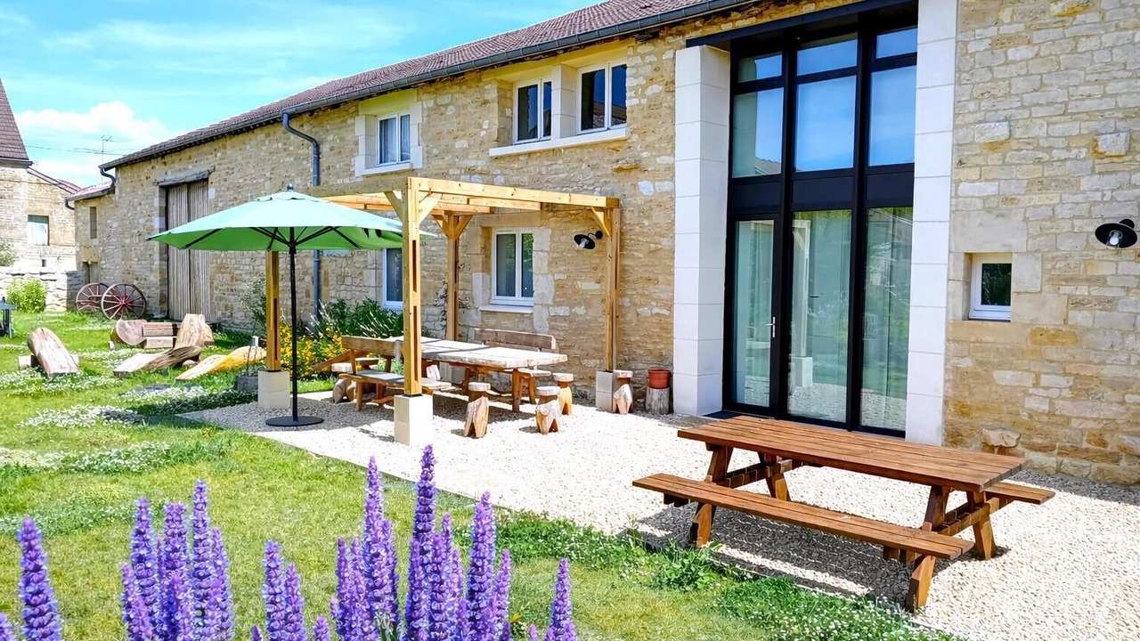 Photo of Outdoor in Bulson