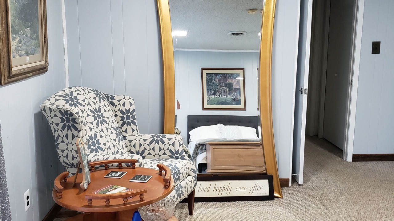 Photo of Bedroom in Johnson County